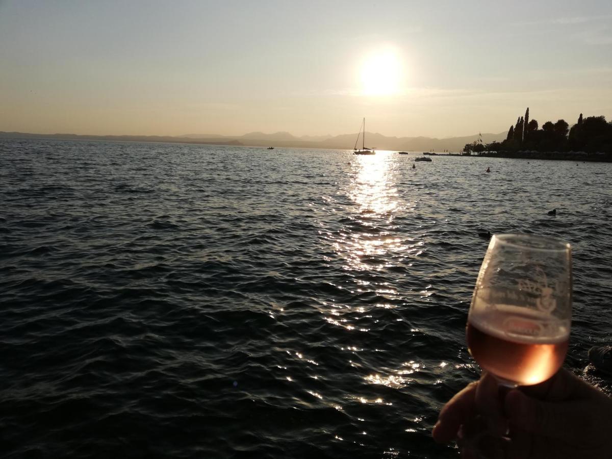 Casa Meda Tabachere Appartamento Sirmione Desenzano Del Garda ปอสโซเลงโก ภายนอก รูปภาพ