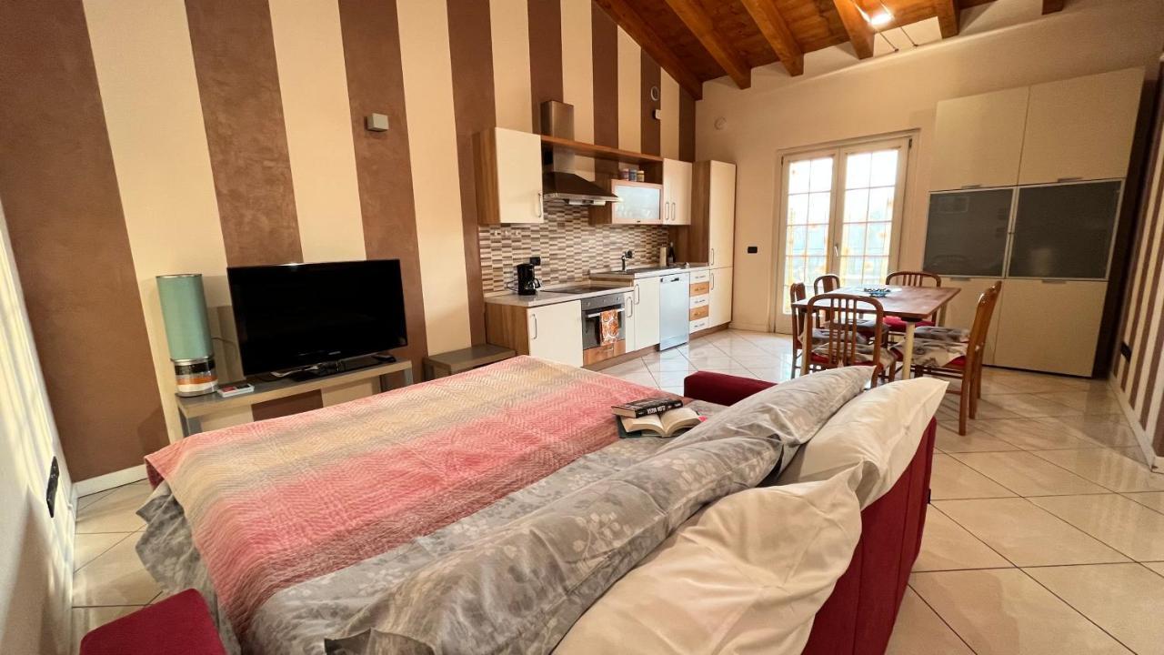 Casa Meda Tabachere Appartamento Sirmione Desenzano Del Garda ปอสโซเลงโก ภายนอก รูปภาพ